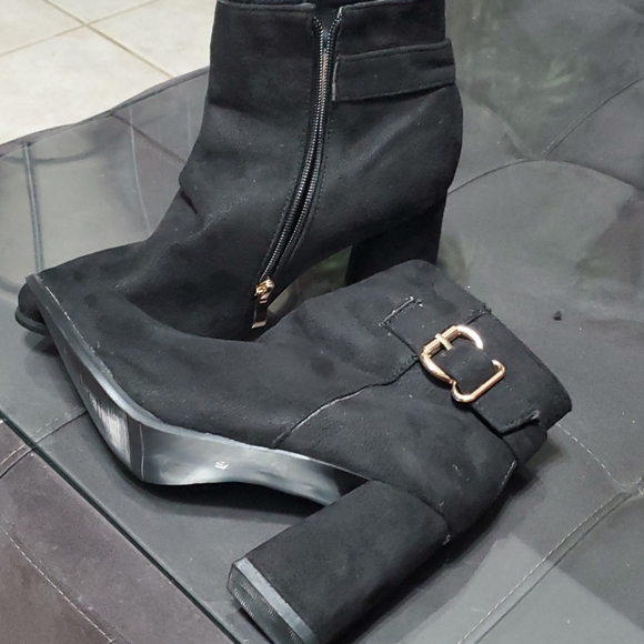 Ankel boots - Picture 3 of 4